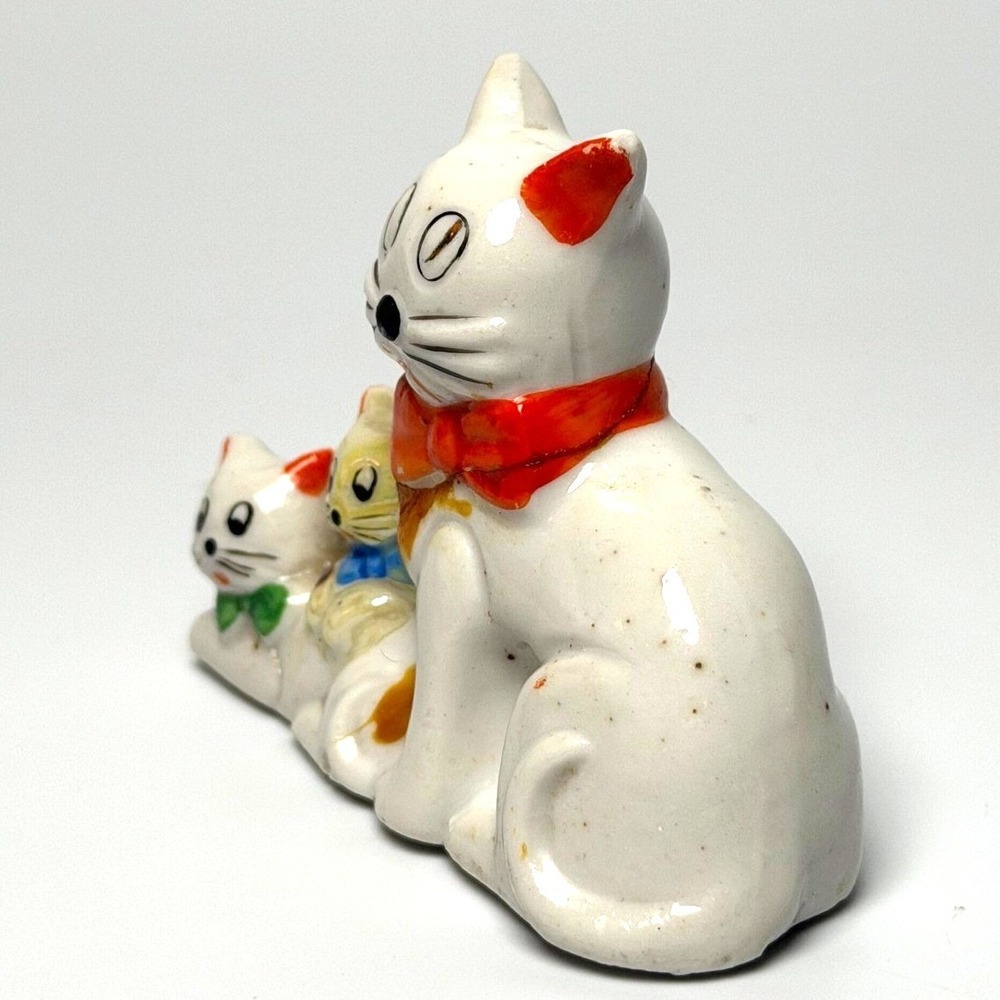Vintage Occupied Japan Ceramic Cat Family Figurine Mother Kittens Red Bows *READ - Picture 4 of 7